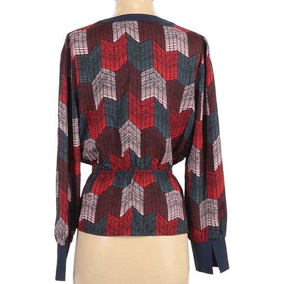 New BCBGMaxAzria XS Silky Wrap Peplum Blouse Top Geo Chevron Print Red Teal L/S - Picture 10 of 13